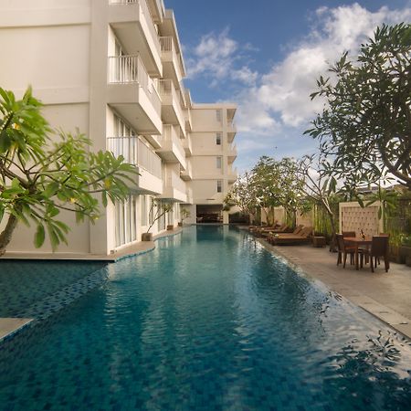 Paragon Hotel Seminyak Exterior photo