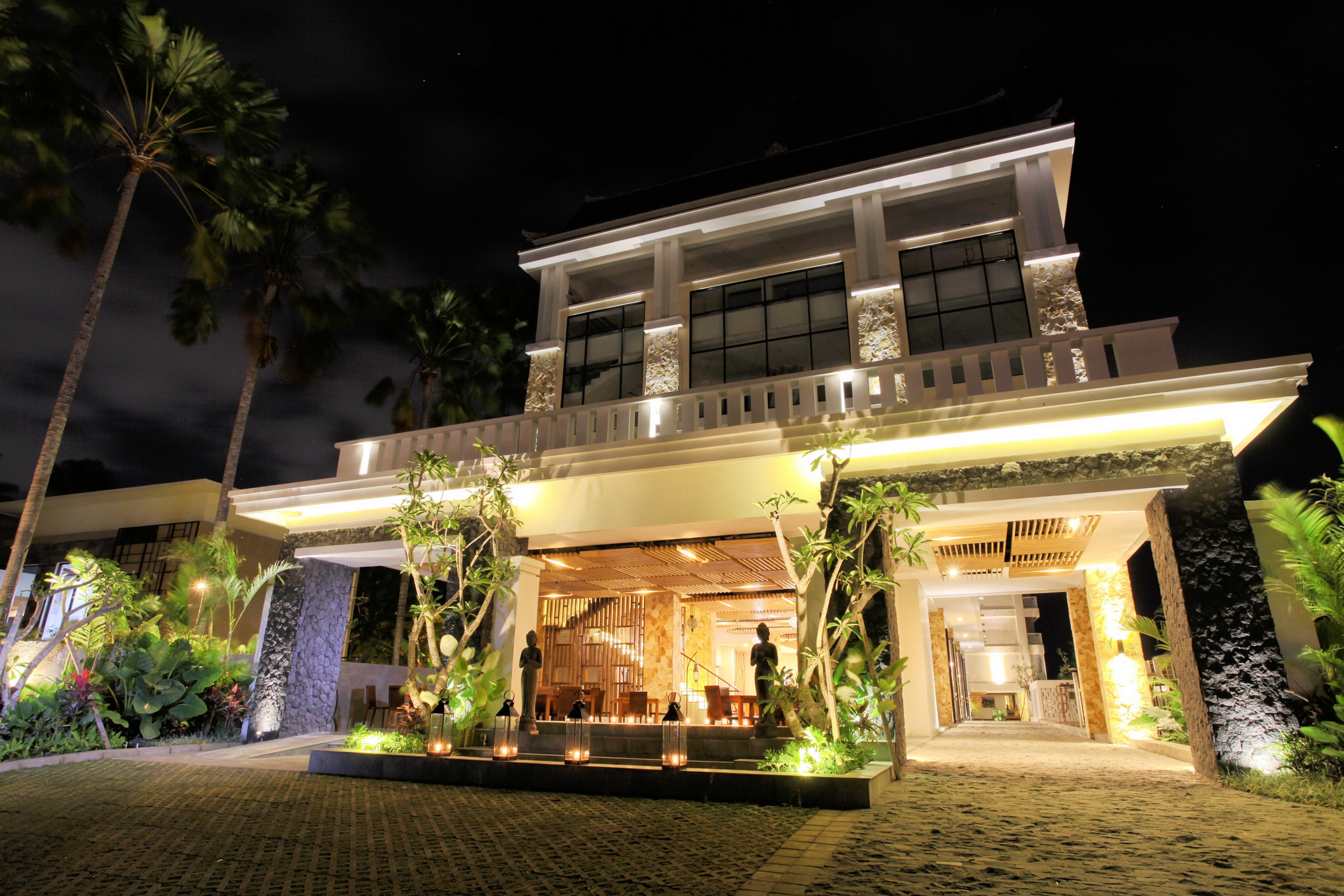Paragon Hotel Seminyak Exterior photo