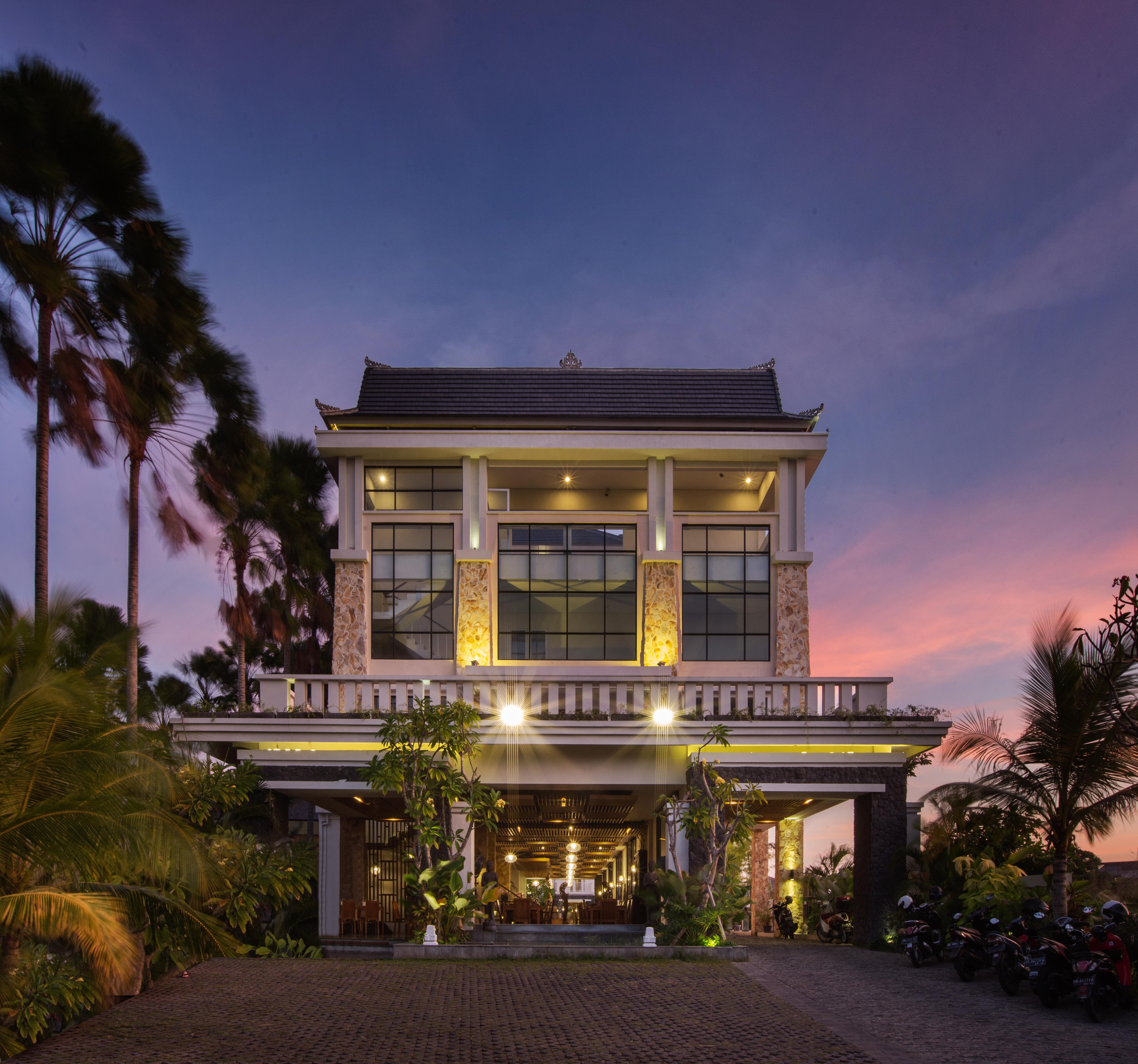 Paragon Hotel Seminyak Exterior photo