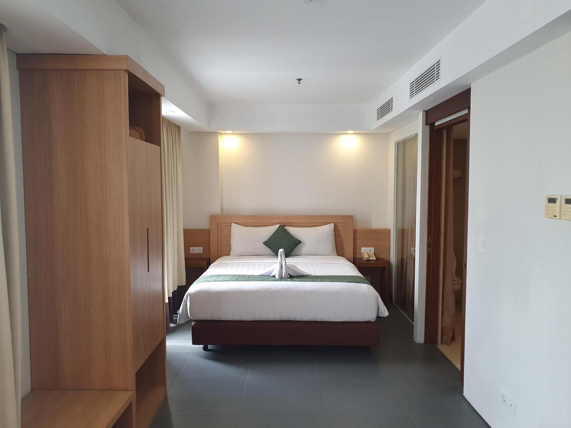 Paragon Hotel Seminyak Exterior photo