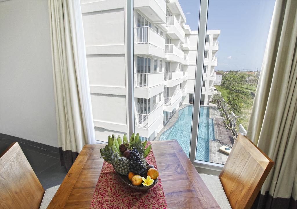 Paragon Hotel Seminyak Room photo