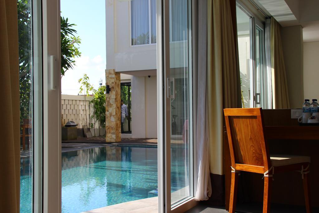 Paragon Hotel Seminyak Exterior photo